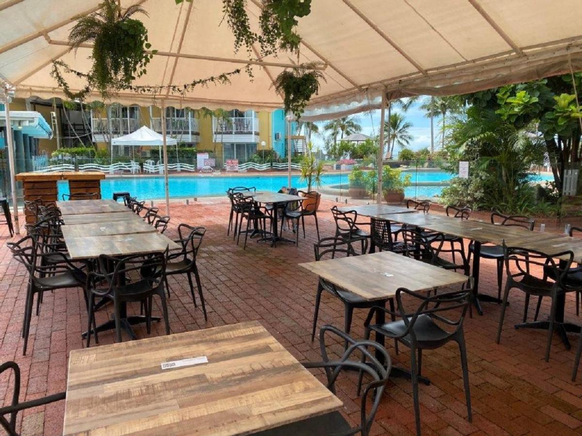 The Resort At Dolphin Heads Mackay Exteriör bild
