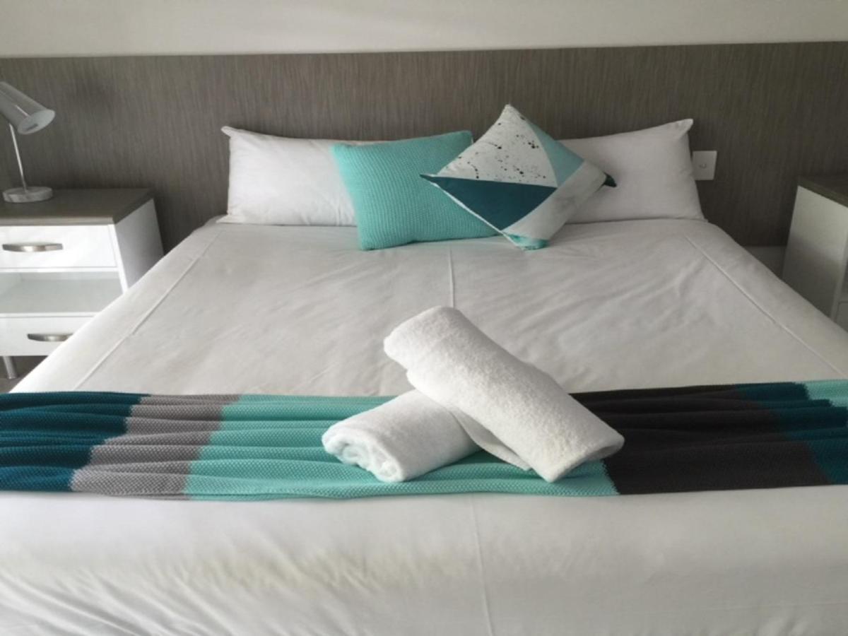 The Resort At Dolphin Heads Mackay Exteriör bild