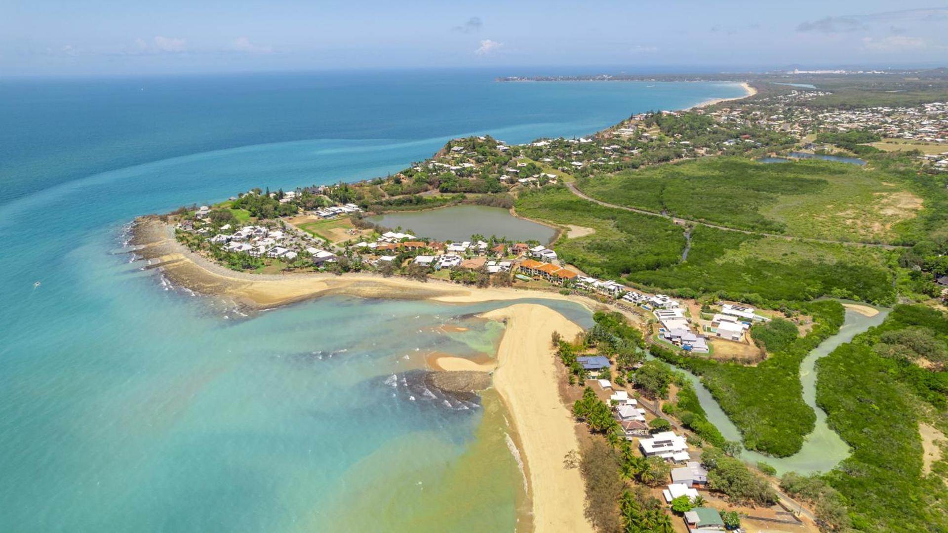 The Resort At Dolphin Heads Mackay Exteriör bild