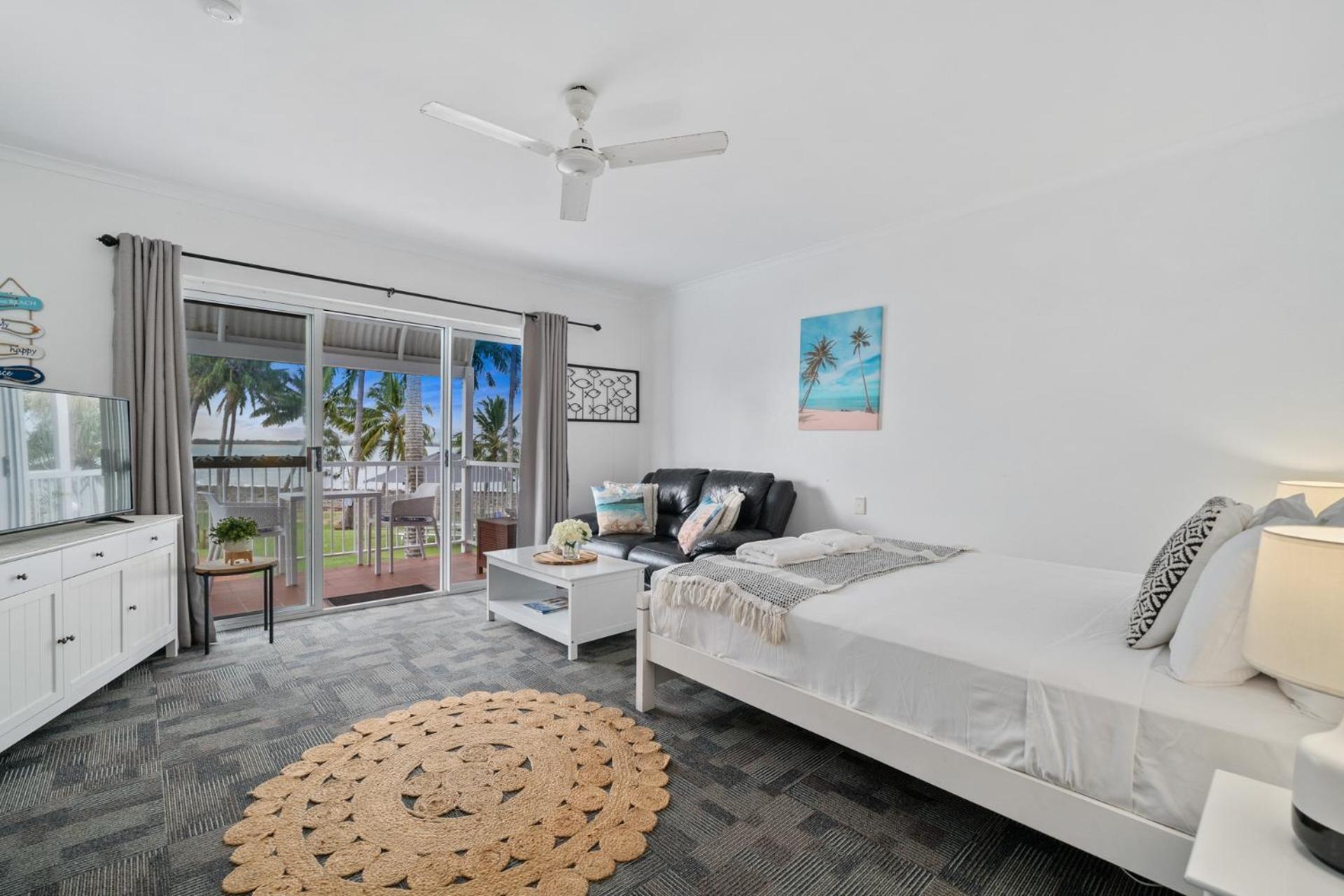 The Resort At Dolphin Heads Mackay Exteriör bild