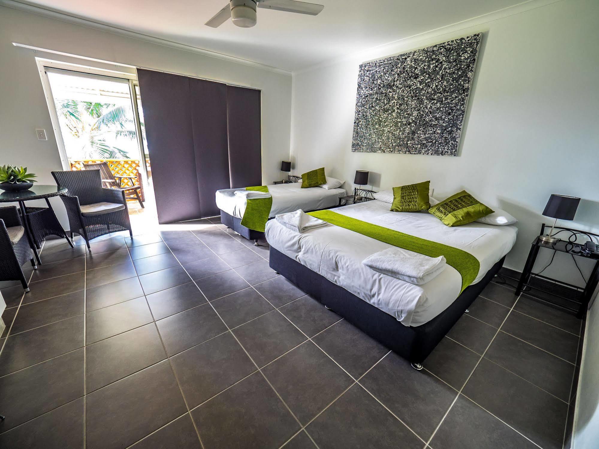 The Resort At Dolphin Heads Mackay Exteriör bild